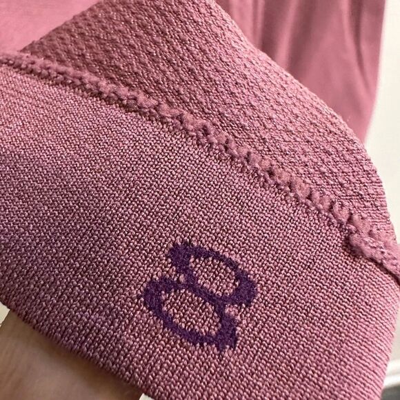 Lululemon Tech top - Picture 3 of 3